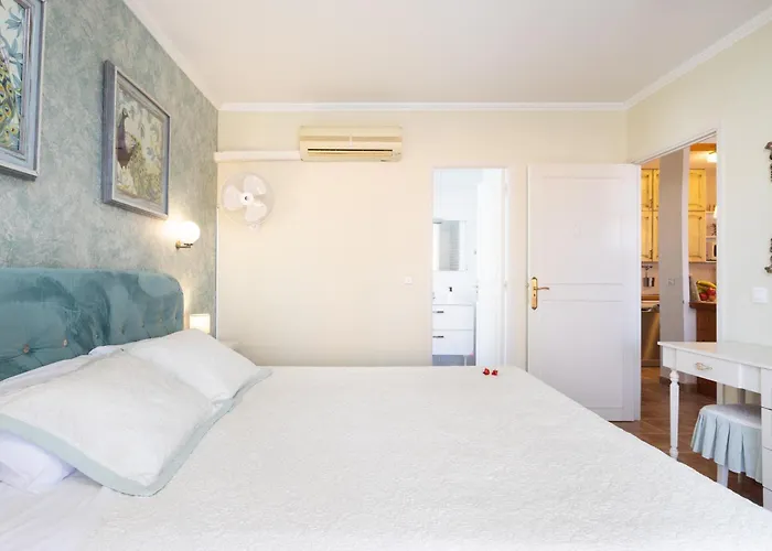 Vila Gaia Callao Salvaje