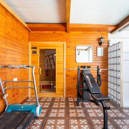 Gaia Villa *